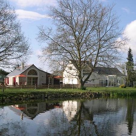 Au Bas Chalonge Chambres D'Hotes Ligné Esterno foto