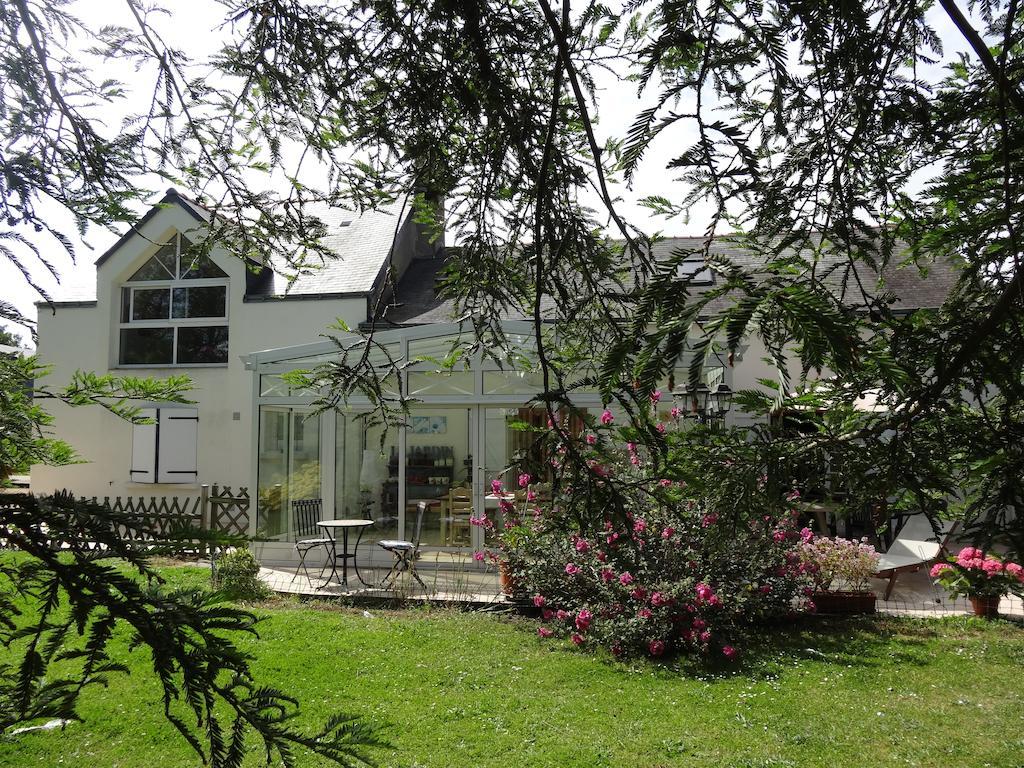 Au Bas Chalonge Chambres D'Hotes Ligné Esterno foto